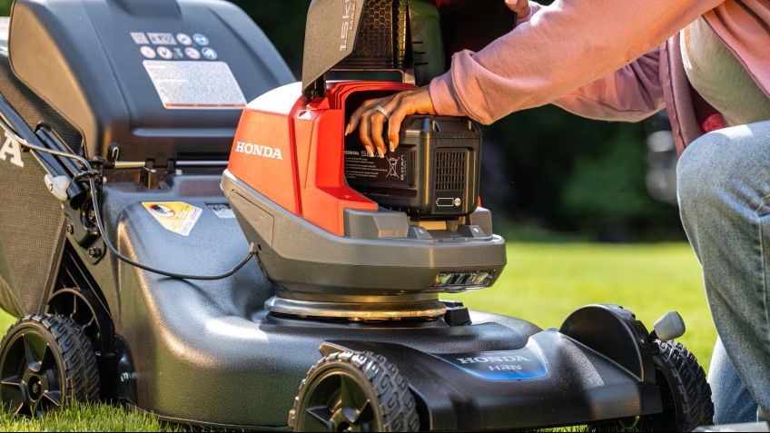Battery Lawn Mowers Offer